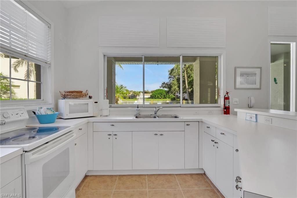 3471 Pointe Creek Ct, Unit 201, Bonita Springs, FL 34134 Photo