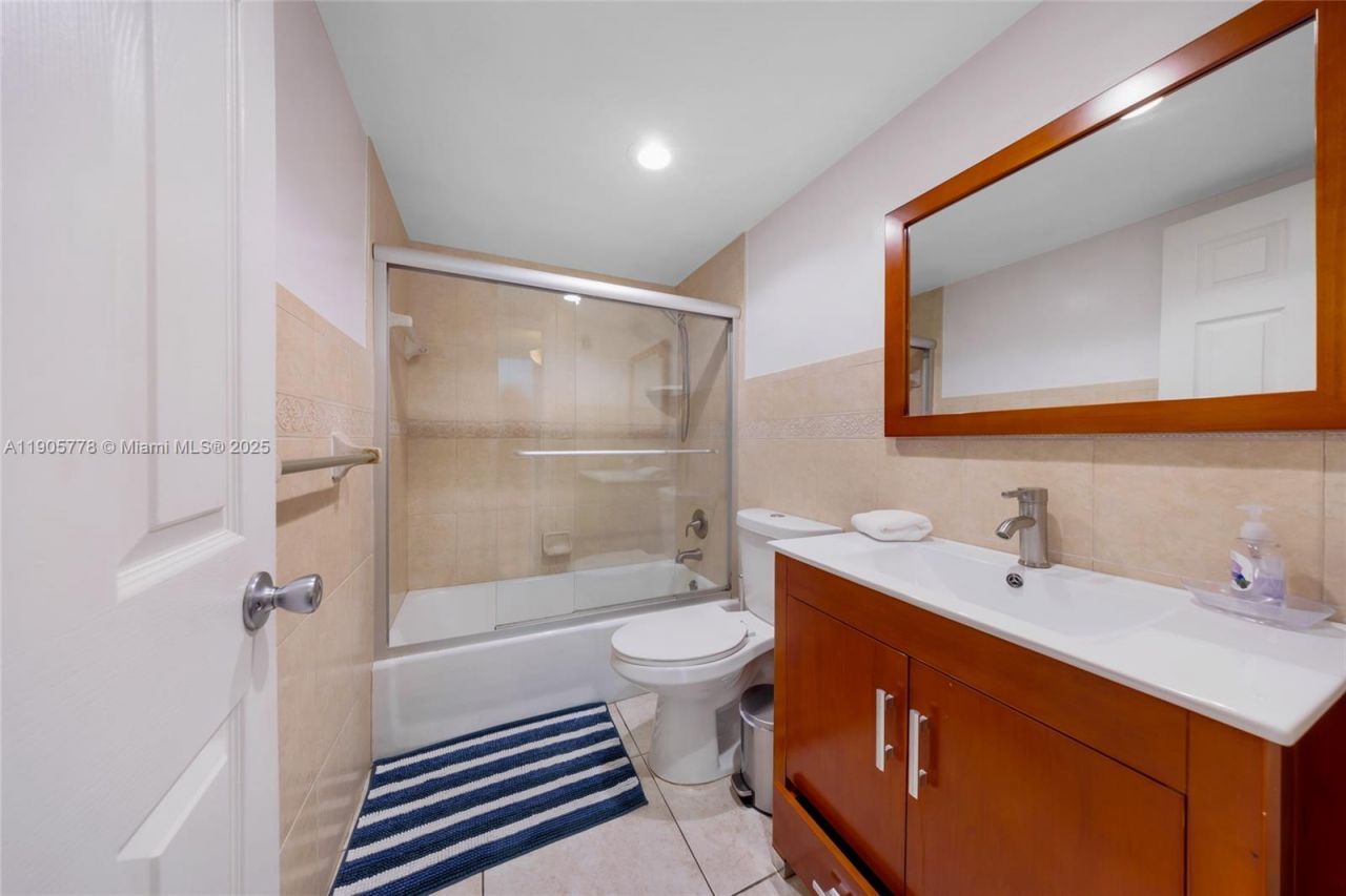 3801 S Ocean Dr, Unit 15R, Hollywood, FL 33019 Photo