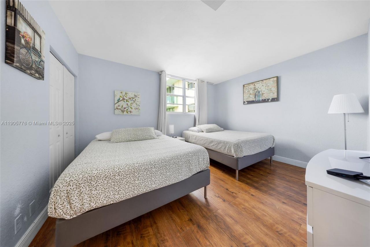 3801 S Ocean Dr, Unit 15R, Hollywood, FL 33019 Photo