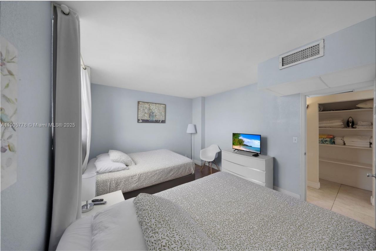 3801 S Ocean Dr, Unit 15R, Hollywood, FL 33019 Photo