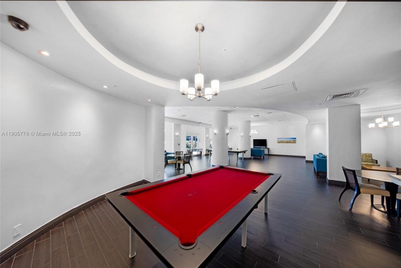 3801 S Ocean Dr, Unit 15R, Hollywood, FL 33019 Photo