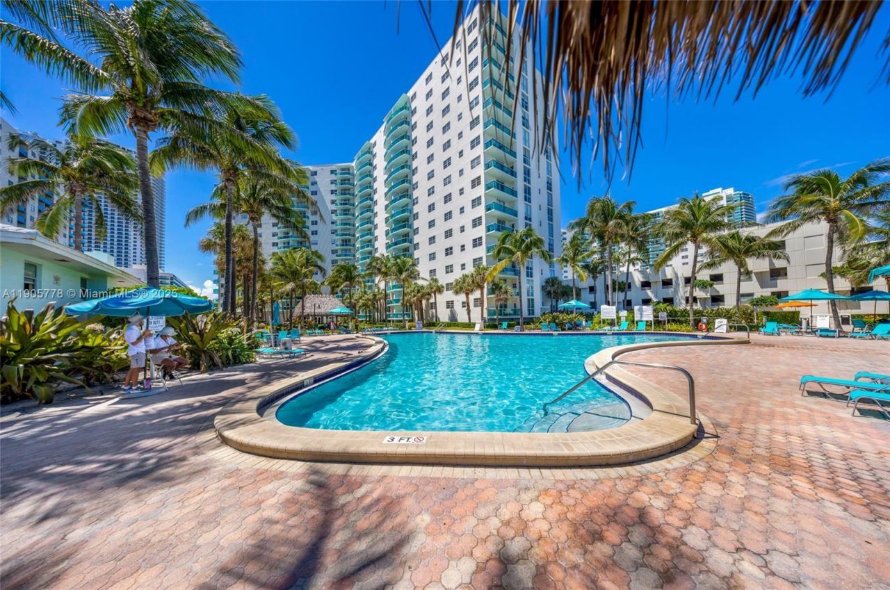 3801 S Ocean Dr, Unit 15R, Hollywood, FL 33019 Photo