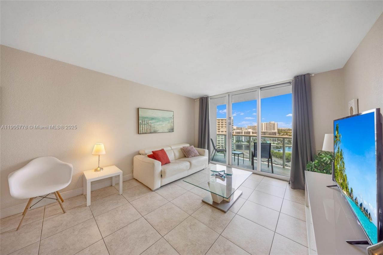 3801 S Ocean Dr, Unit 15R, Hollywood, FL 33019 Photo