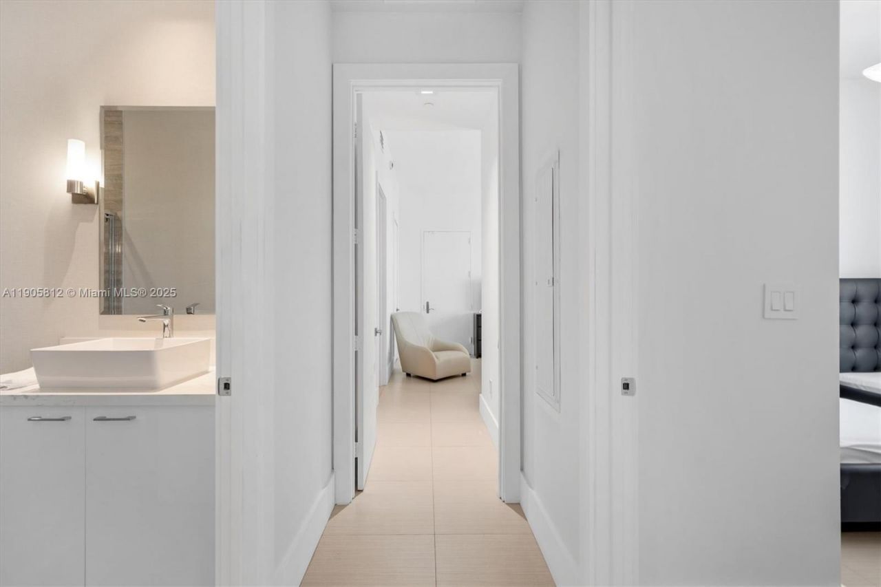 15811 Collins Ave, Unit 3405, Sunny Isles Beach, FL 33160 Photo