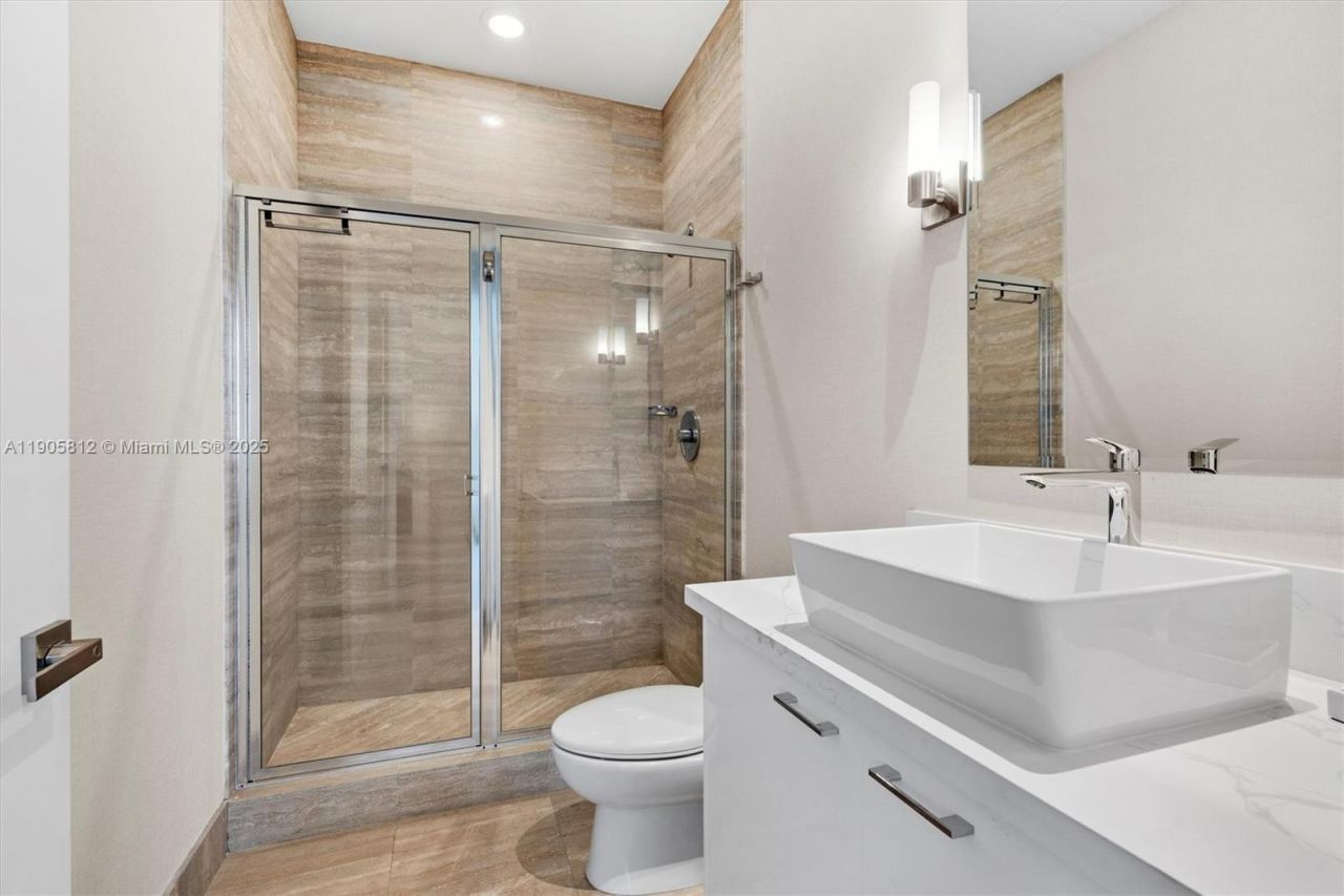 15811 Collins Ave, Unit 3405, Sunny Isles Beach, FL 33160 Photo