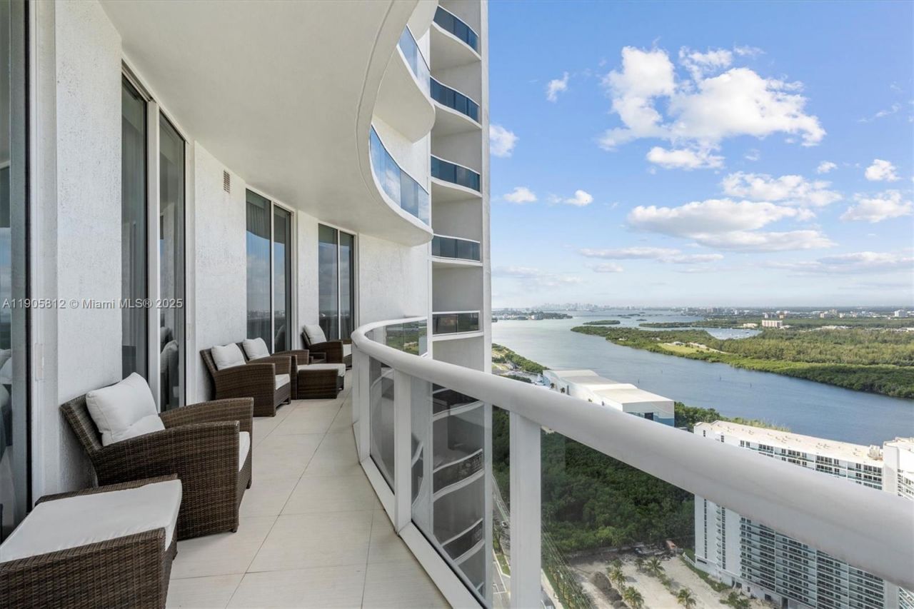 15811 Collins Ave, Unit 3405, Sunny Isles Beach, FL 33160 Photo