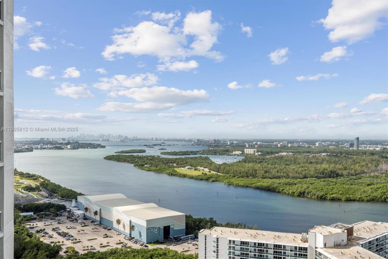 15811 Collins Ave, Unit 3405, Sunny Isles Beach, FL 33160 Photo