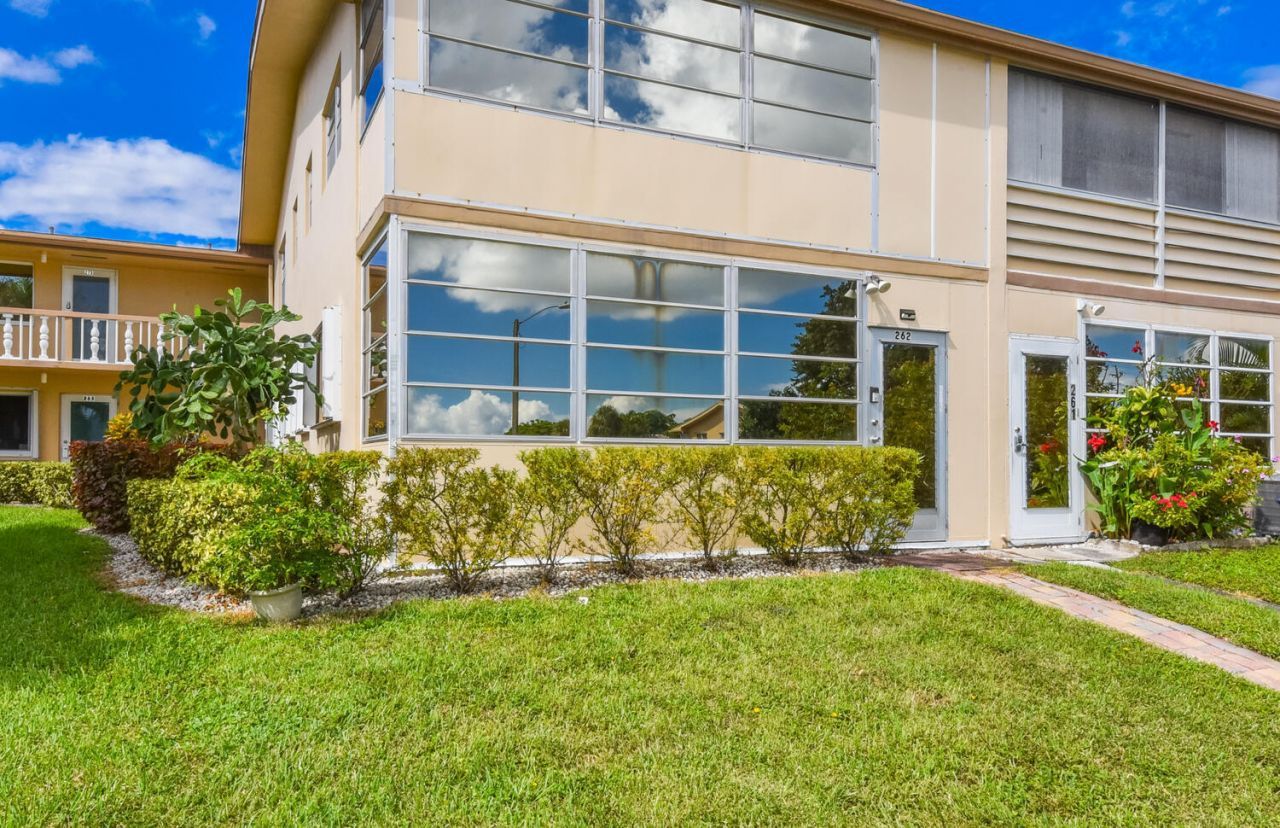 262 Bedford K, West Palm Beach, FL 33417 Photo