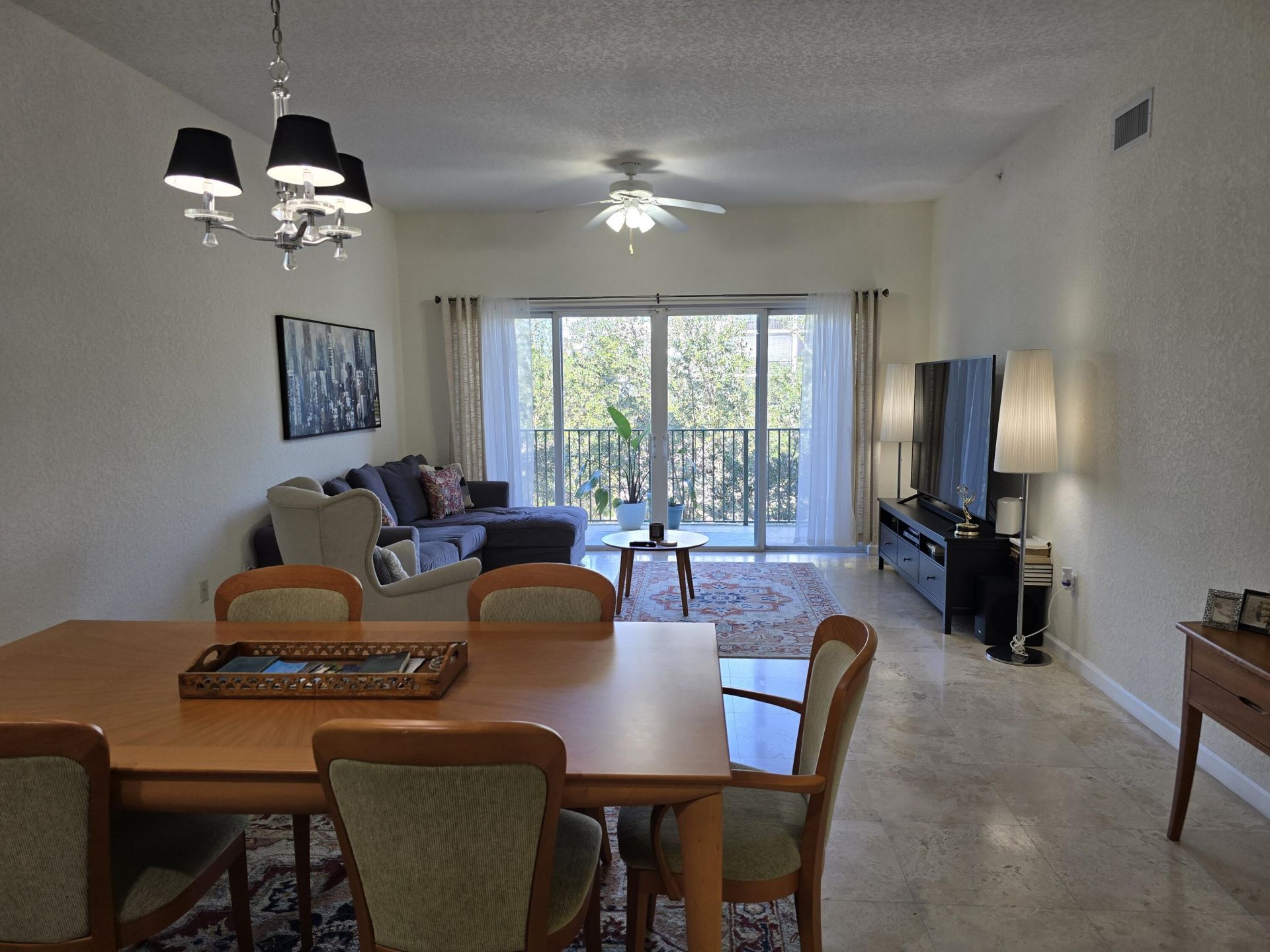 1640 Presidential Way, Unit 403, West Palm Beach, FL 33401 Photo