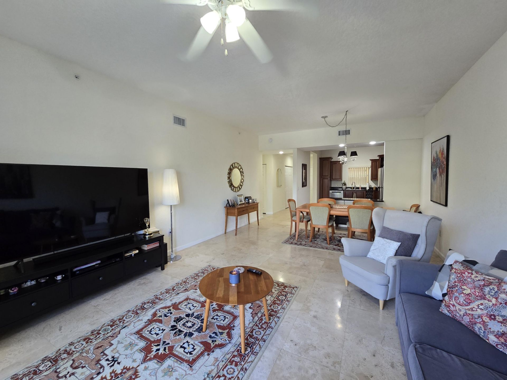 1640 Presidential Way, Unit 403, West Palm Beach, FL 33401 Photo