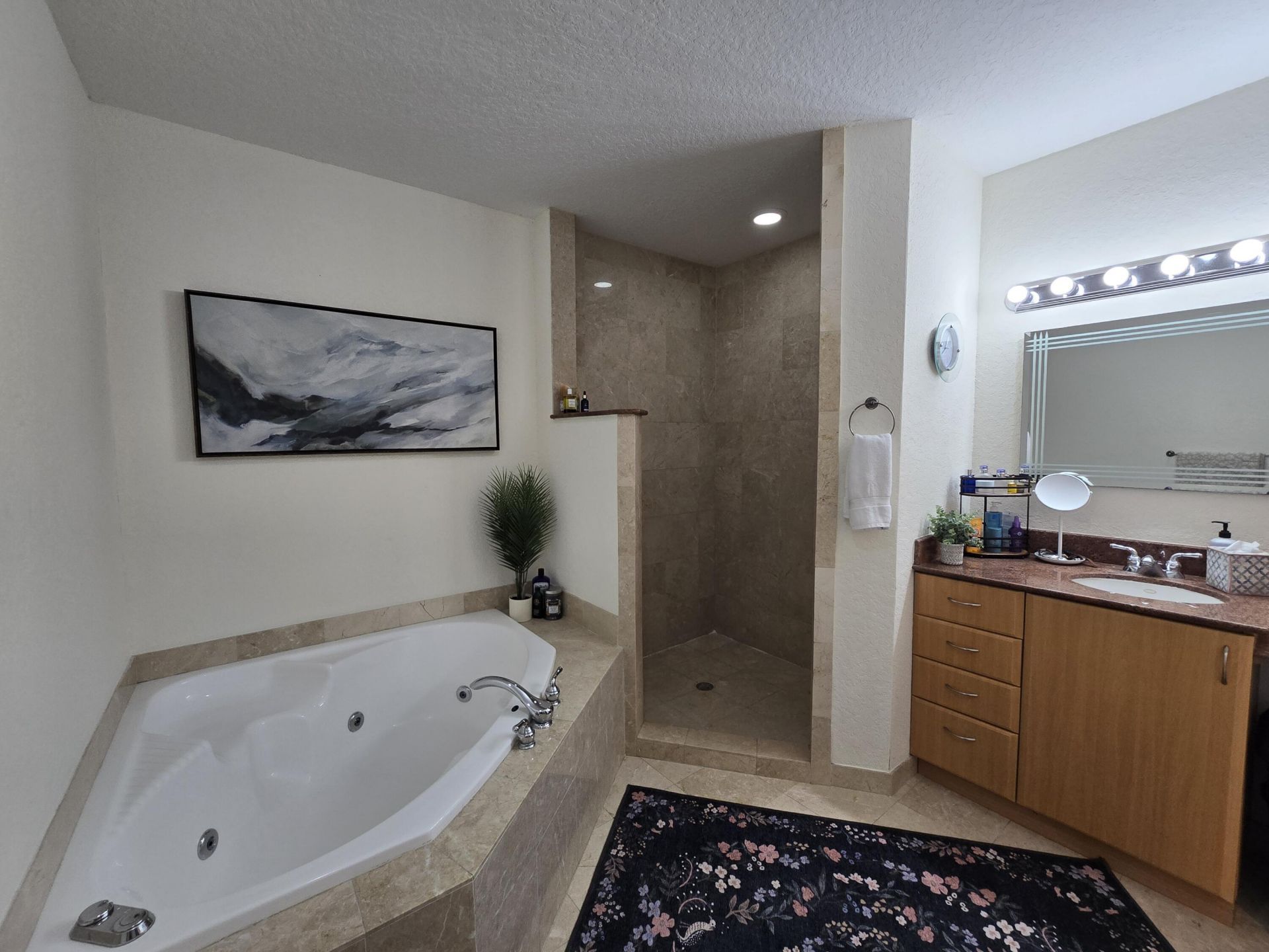 1640 Presidential Way, Unit 403, West Palm Beach, FL 33401 Photo