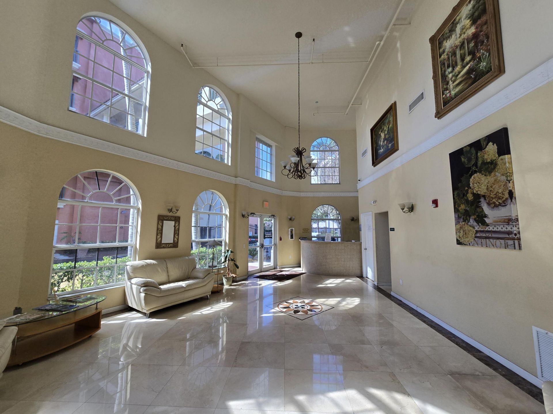 1640 Presidential Way, Unit 403, West Palm Beach, FL 33401 Photo