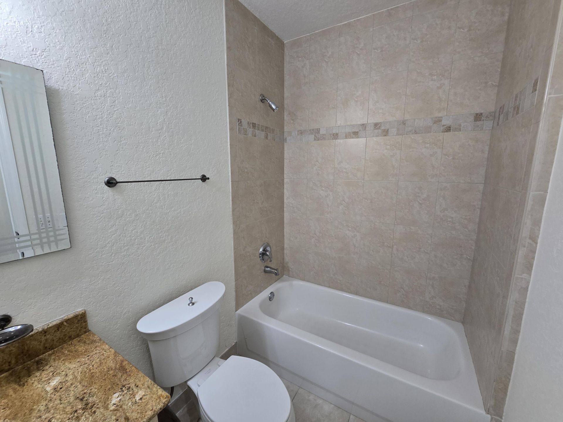 1640 Presidential Way, Unit 403, West Palm Beach, FL 33401 Photo