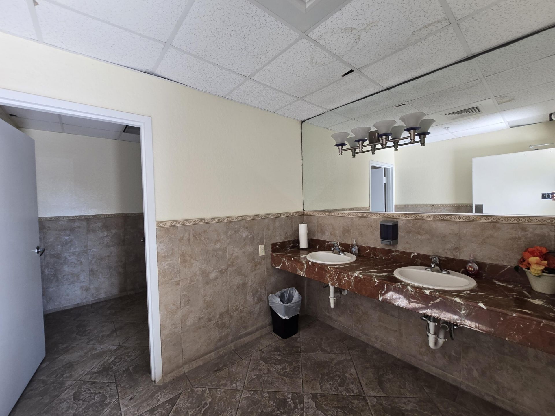 1640 Presidential Way, Unit 403, West Palm Beach, FL 33401 Photo