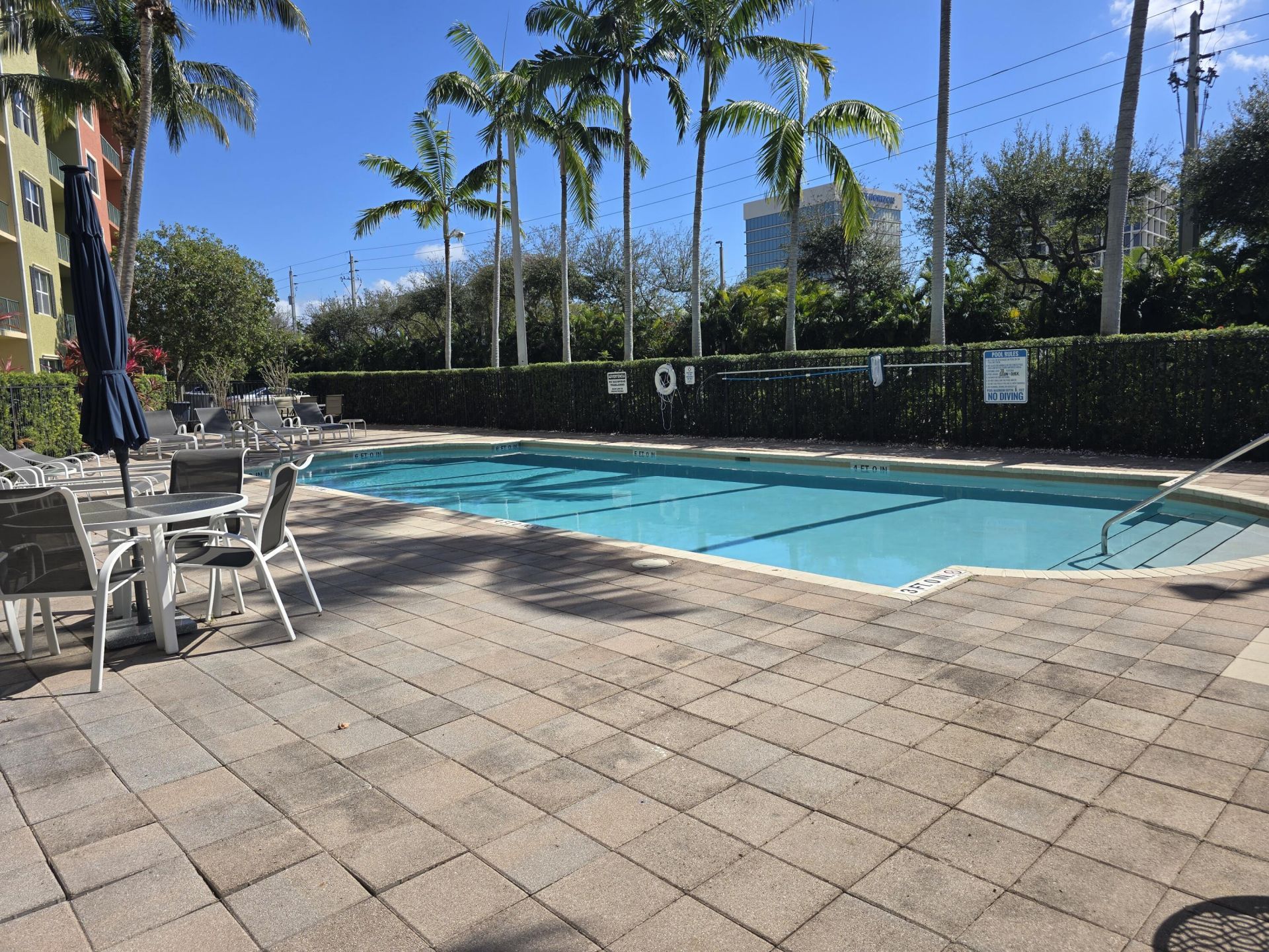 1640 Presidential Way, Unit 403, West Palm Beach, FL 33401 Photo