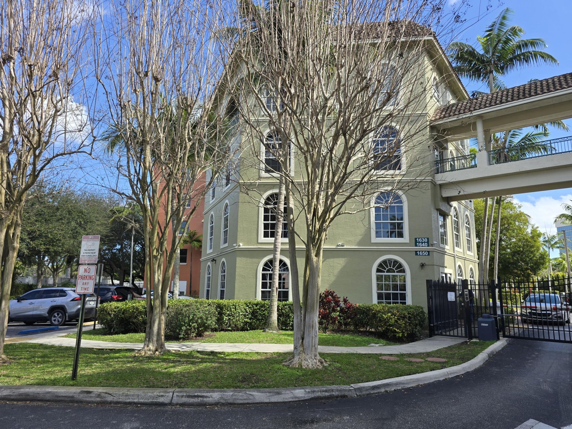 1640 Presidential Way, Unit 403, West Palm Beach, FL 33401 Photo