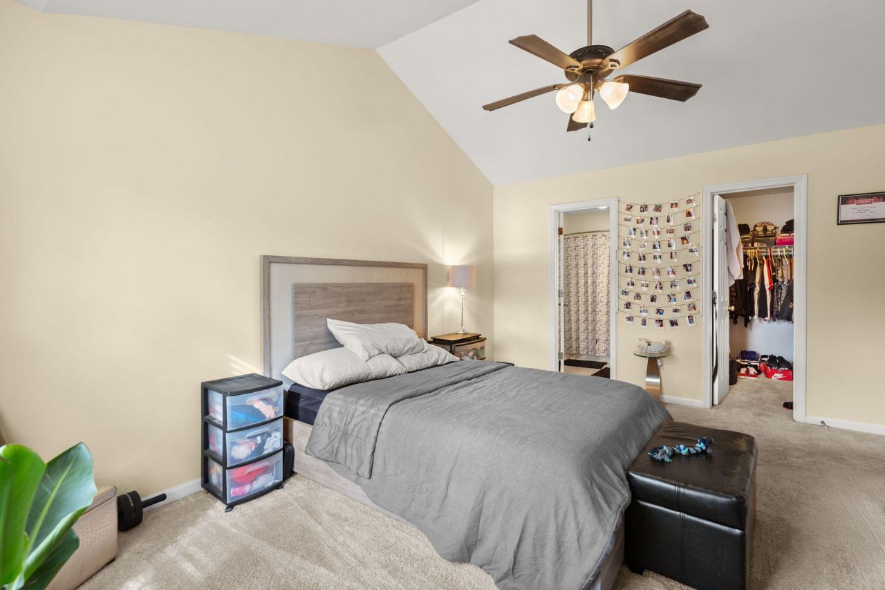 5231 Fernland Way Photo 21