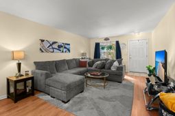 5231 Fernland Way photo 4