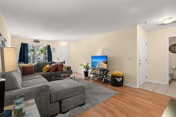 5231 Fernland Way photo 4