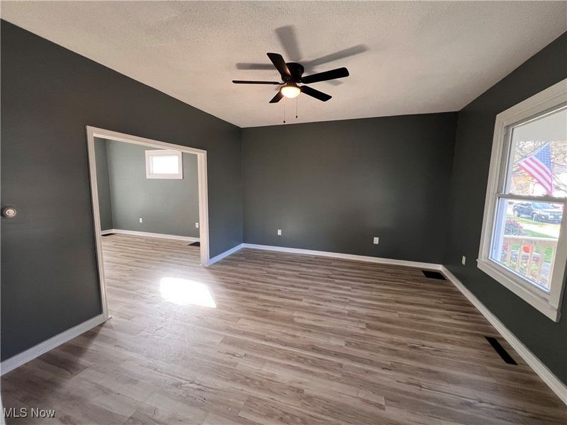 828 Locust Avenue, Zanesville, OH 43701 Photo 2