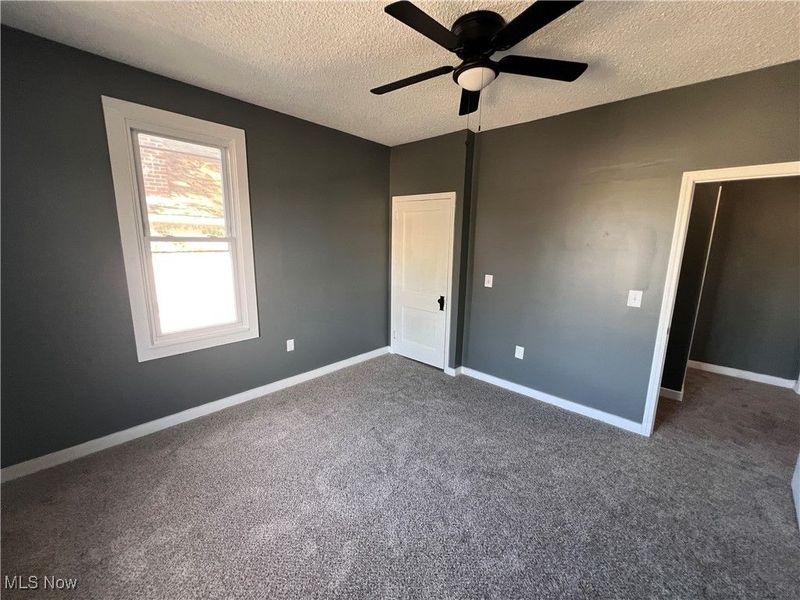 828 Locust Avenue, Zanesville, OH 43701 Photo 9