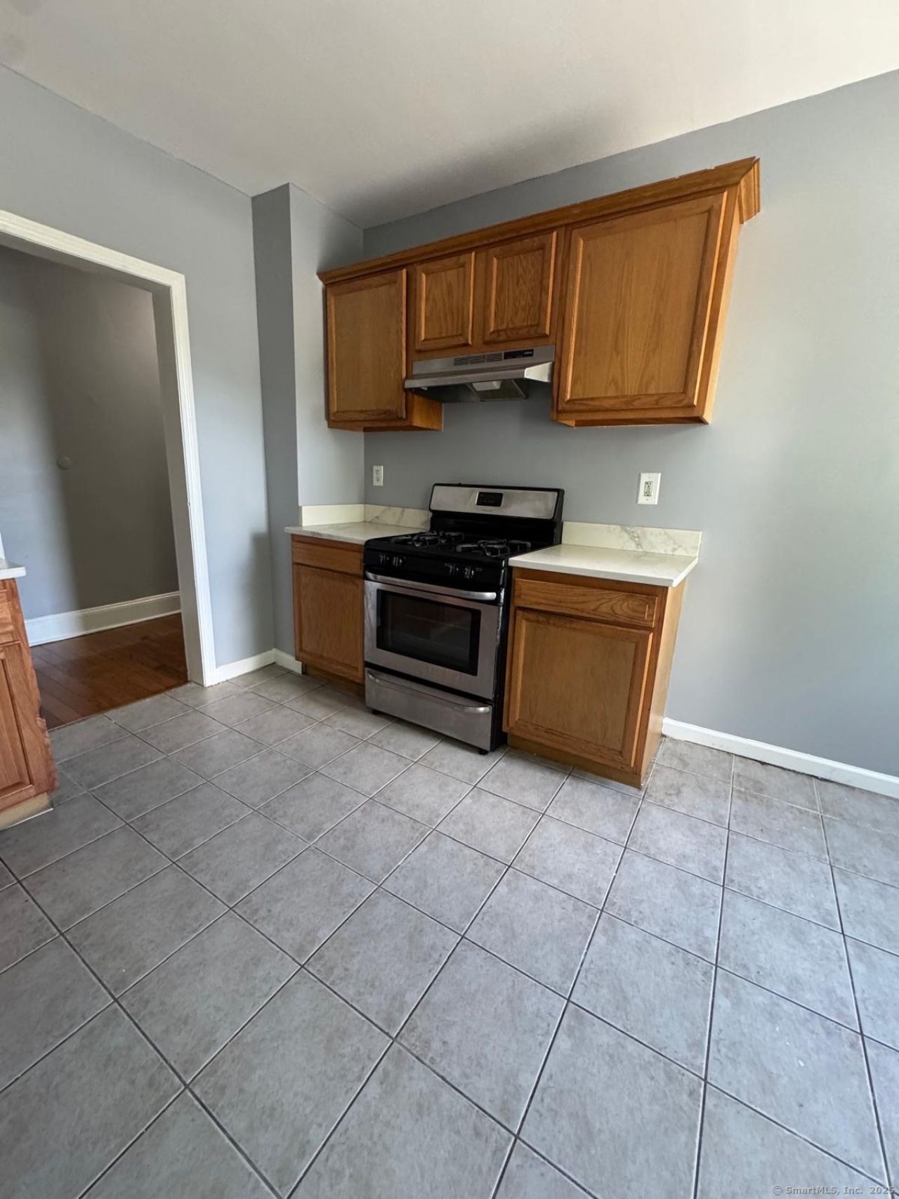 1018 Hancock, Unit 2L, Bridgeport, CT 06605 Main Photo