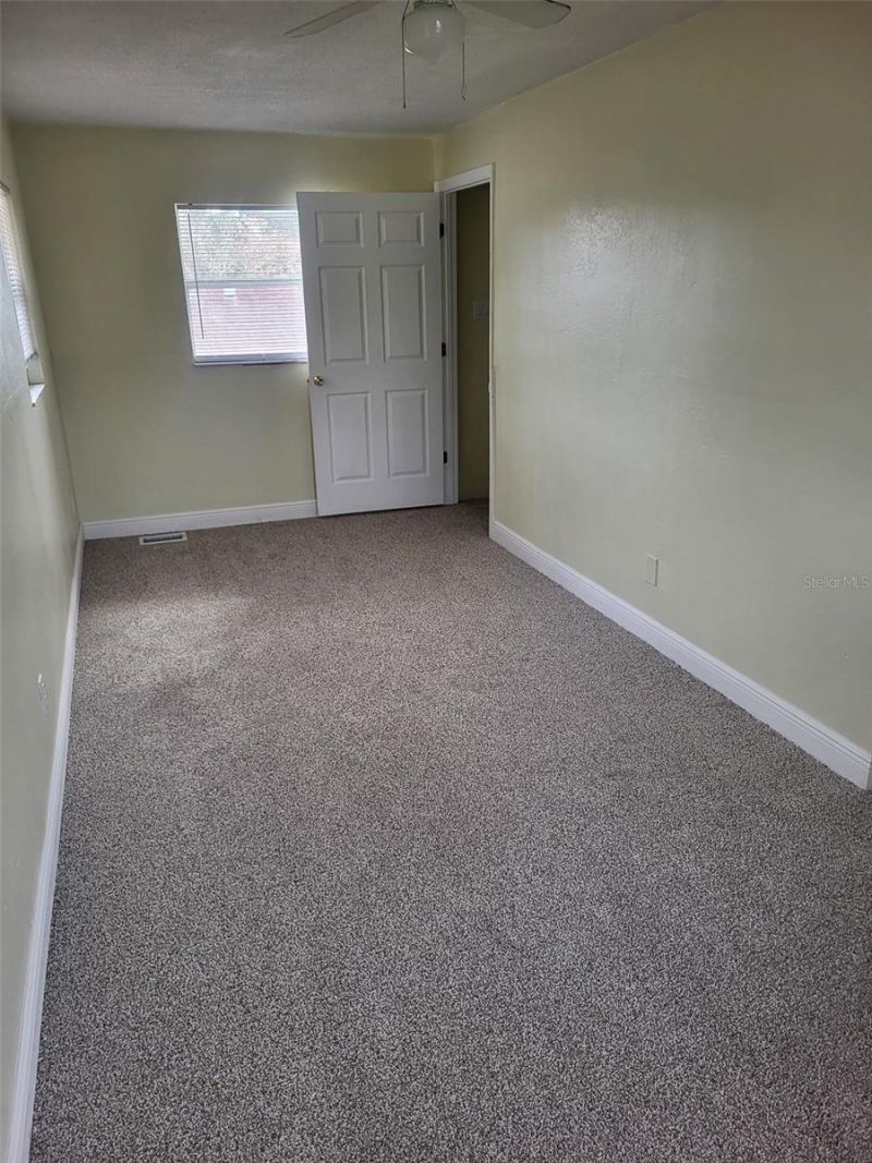 5563 58th Street N, Kenneth City, FL 33709 Photo