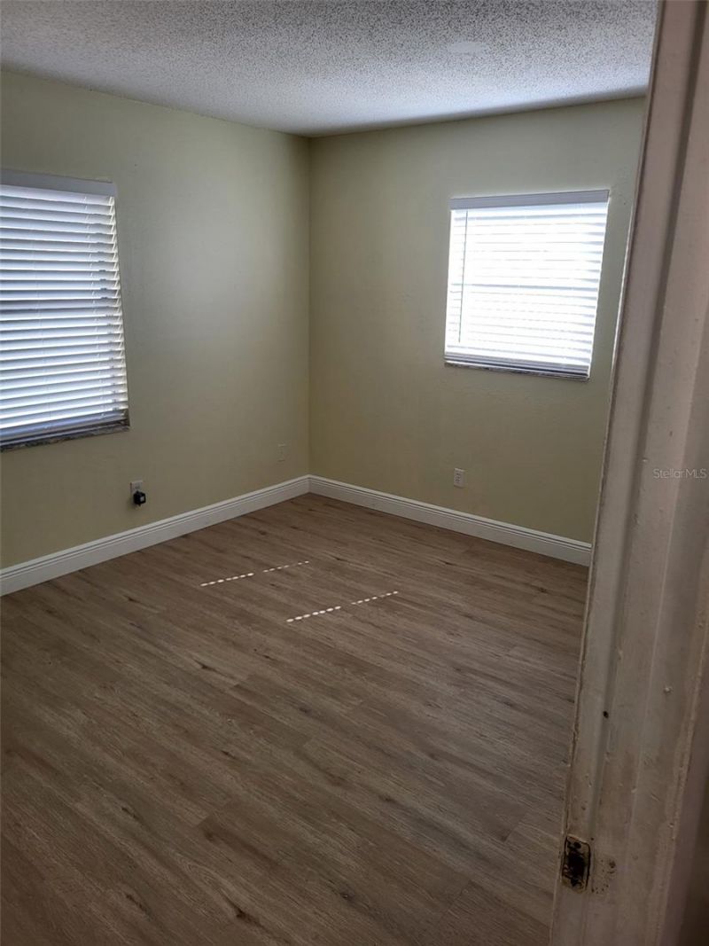 5563 58th Street N, Kenneth City, FL 33709 Photo