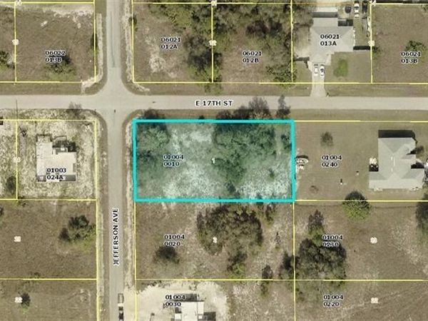 1622 Jefferson Ave, LEHIGH ACRES, FL 33972