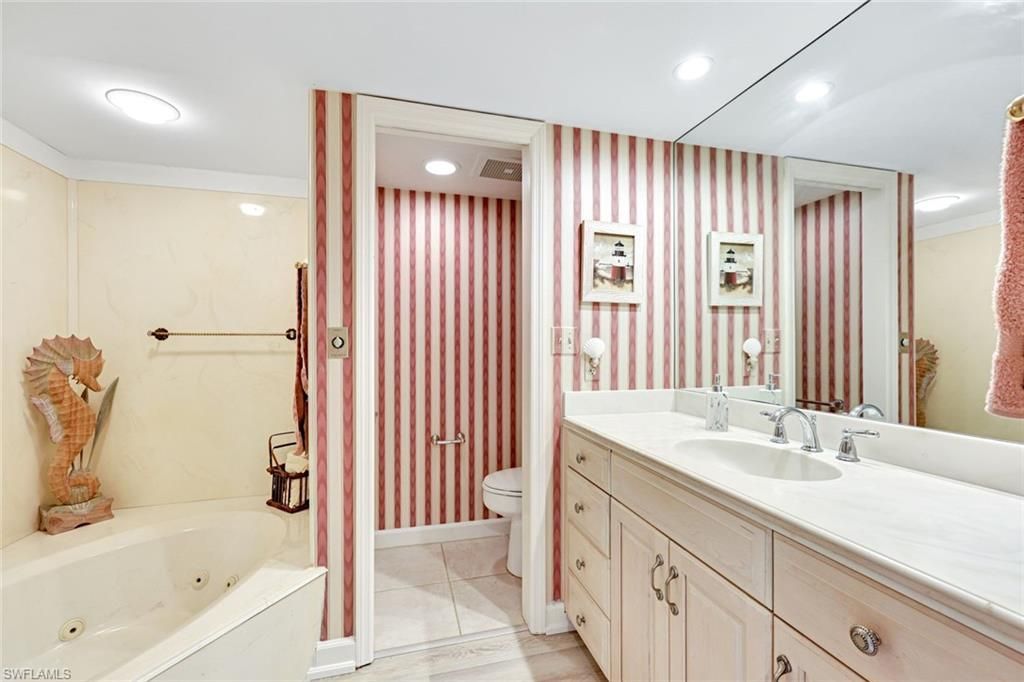 4901 Gulf Shore Blvd N, Unit 604, Naples, FL 34103 Photo