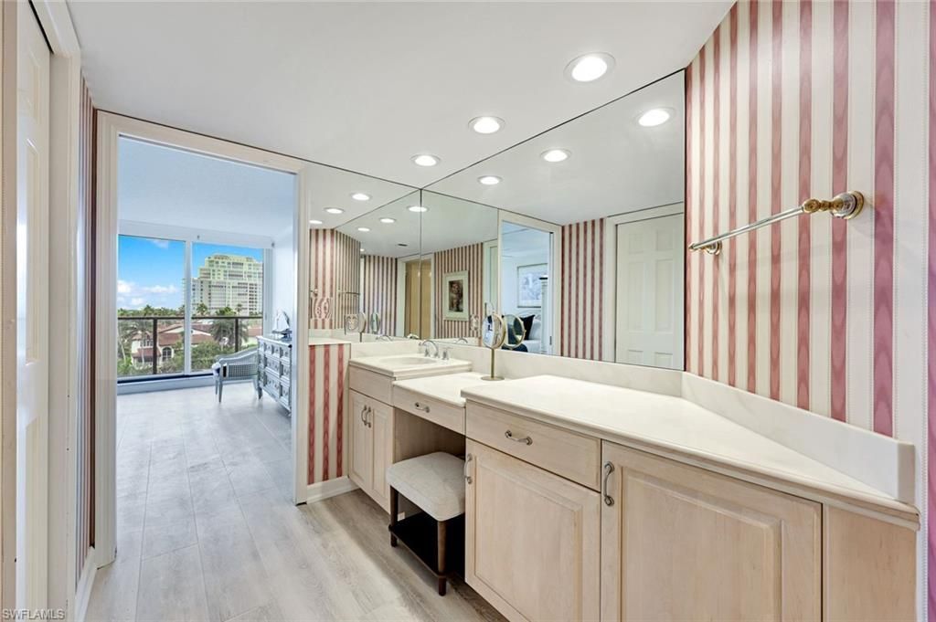 4901 Gulf Shore Blvd N, Unit 604, Naples, FL 34103 Photo