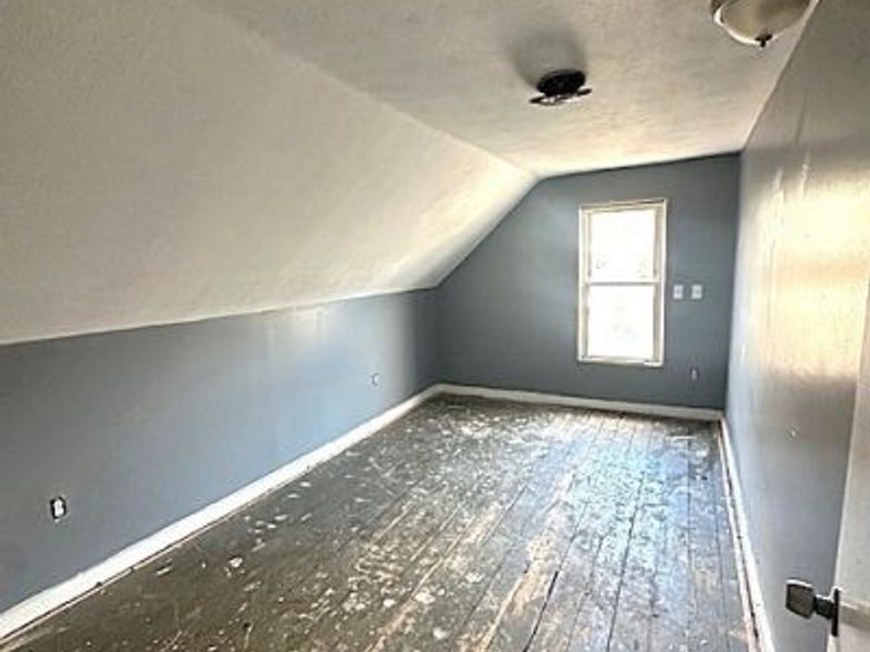 4429 Hyde Avenue, Cleveland, OH 44109 Photo 13