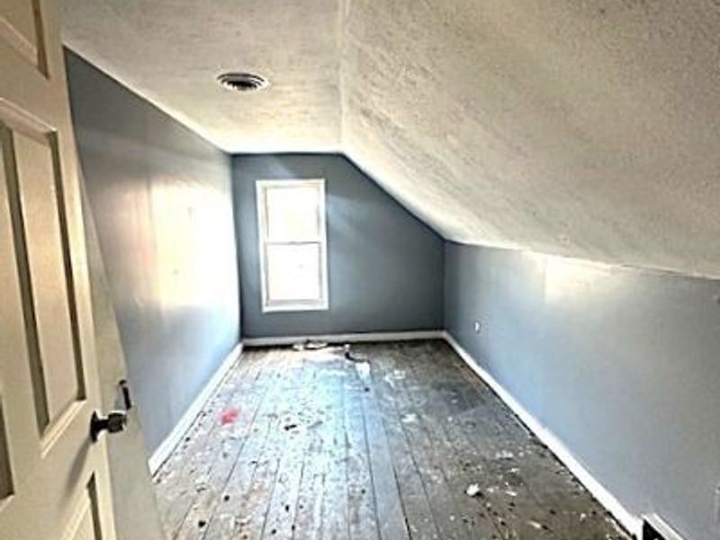 4429 Hyde Avenue, Cleveland, OH 44109 Photo 14