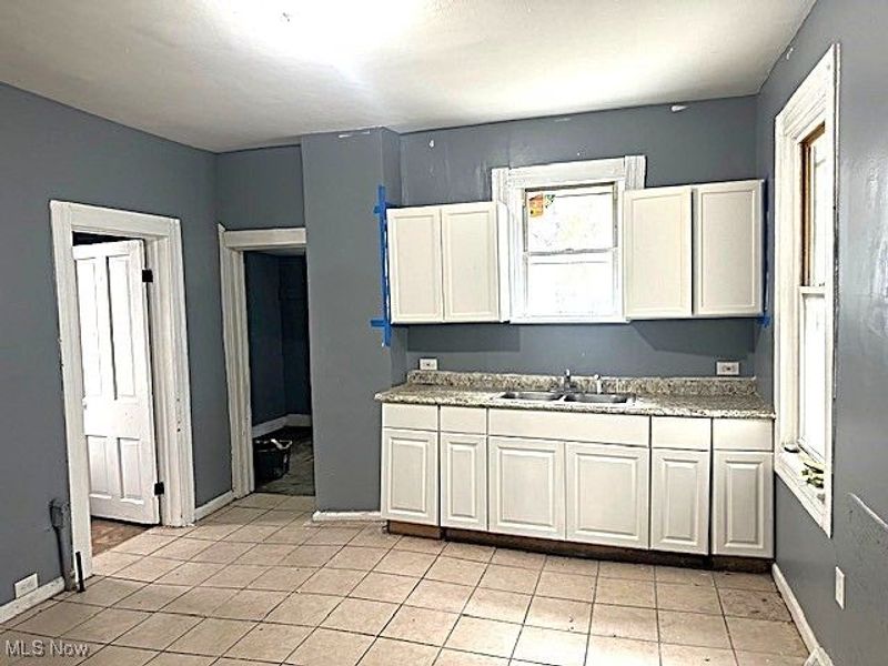 4429 Hyde Avenue, Cleveland, OH 44109 Photo 2