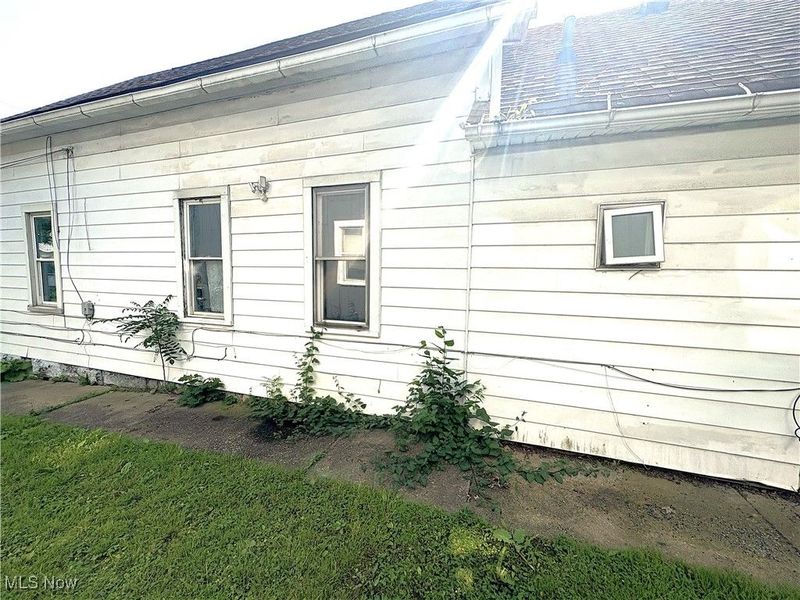 4429 Hyde Avenue, Cleveland, OH 44109 Photo 22