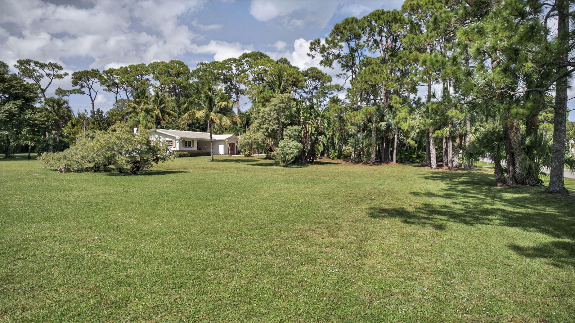 8855 N Bates Road, Palm Beach Gardens, FL 33418 Main Photo