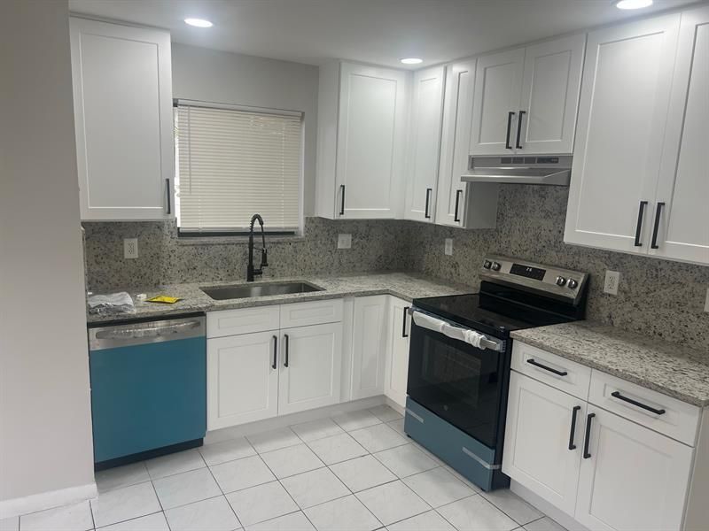 11530-32 NW 43rd Street, Coral Springs, FL 33065 Photo