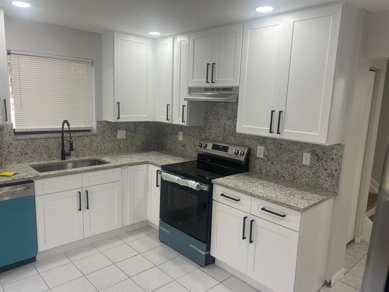 11530-32 NW 43rd Street, Coral Springs, FL 33065 Photo