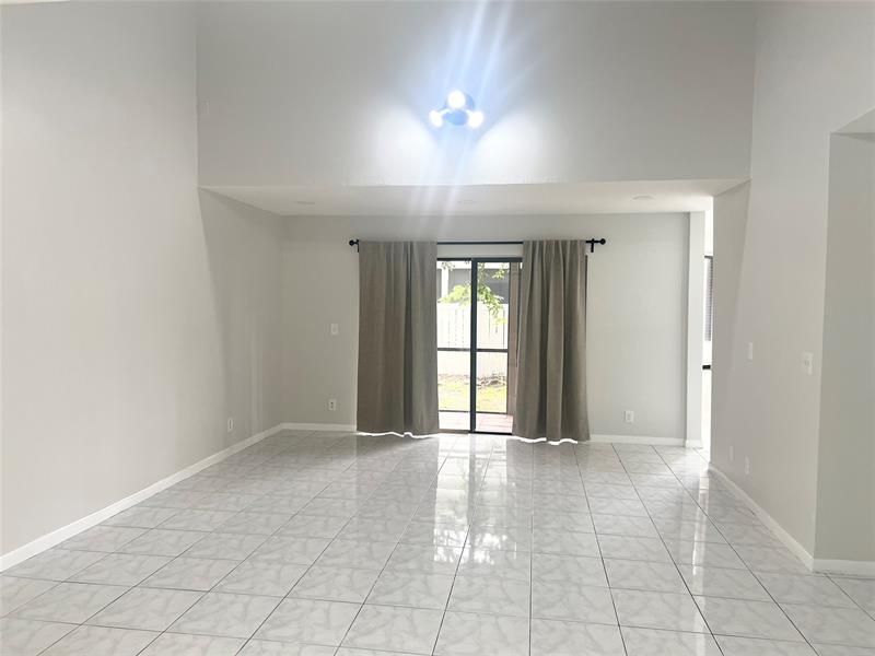 11530-32 NW 43rd Street, Coral Springs, FL 33065 Photo