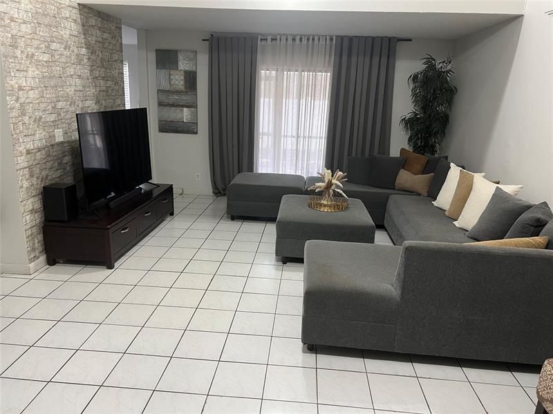 11530-32 NW 43rd Street, Coral Springs, FL 33065 Photo