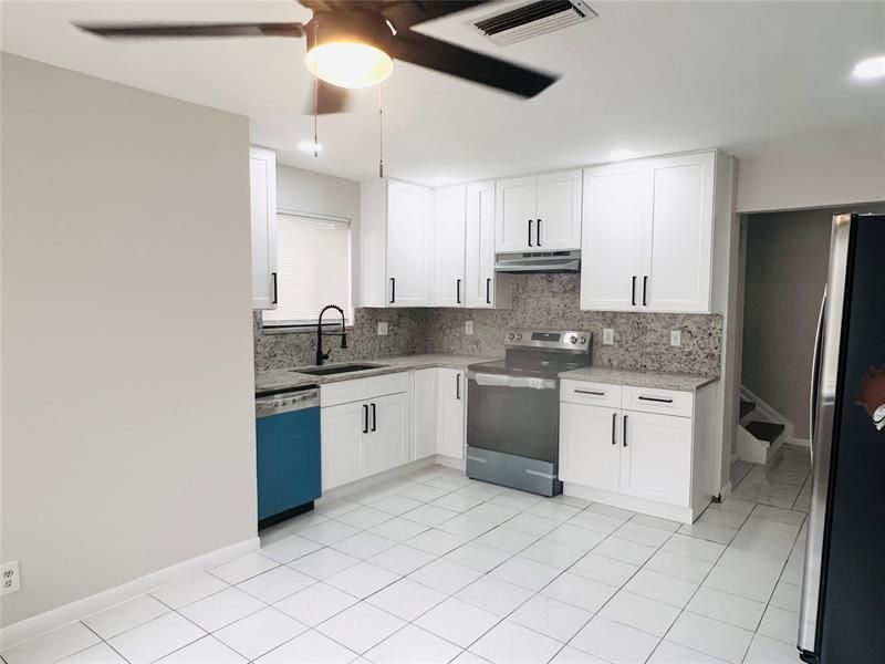 11530-32 NW 43rd Street, Coral Springs, FL 33065 Photo