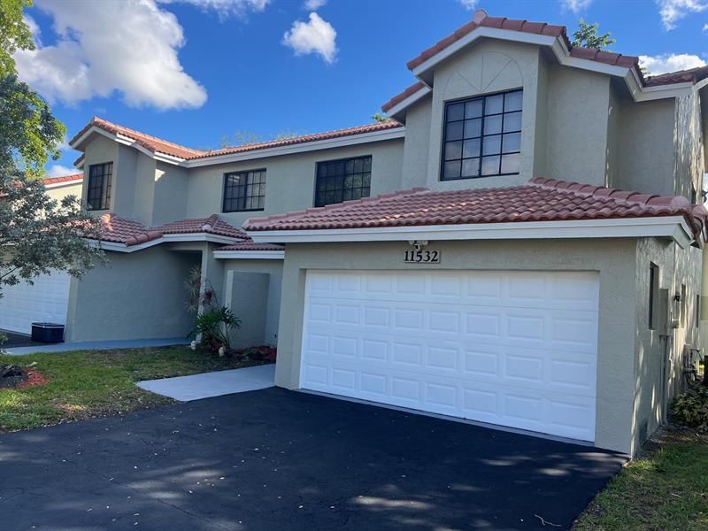 11530-32 NW 43rd Street, Coral Springs, FL 33065 Photo