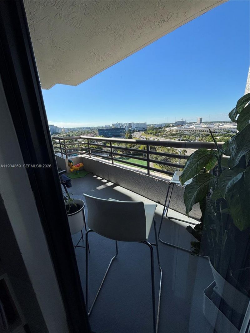 3300 NE 191st St, Unit 1403, Aventura, FL 33180 Photo