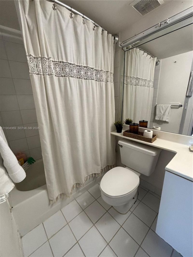 3300 NE 191st St, Unit 1403, Aventura, FL 33180 Photo