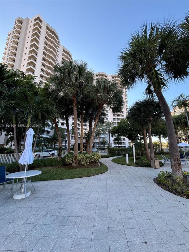 3300 NE 191st St, Unit 1403, Aventura, FL 33180 Photo