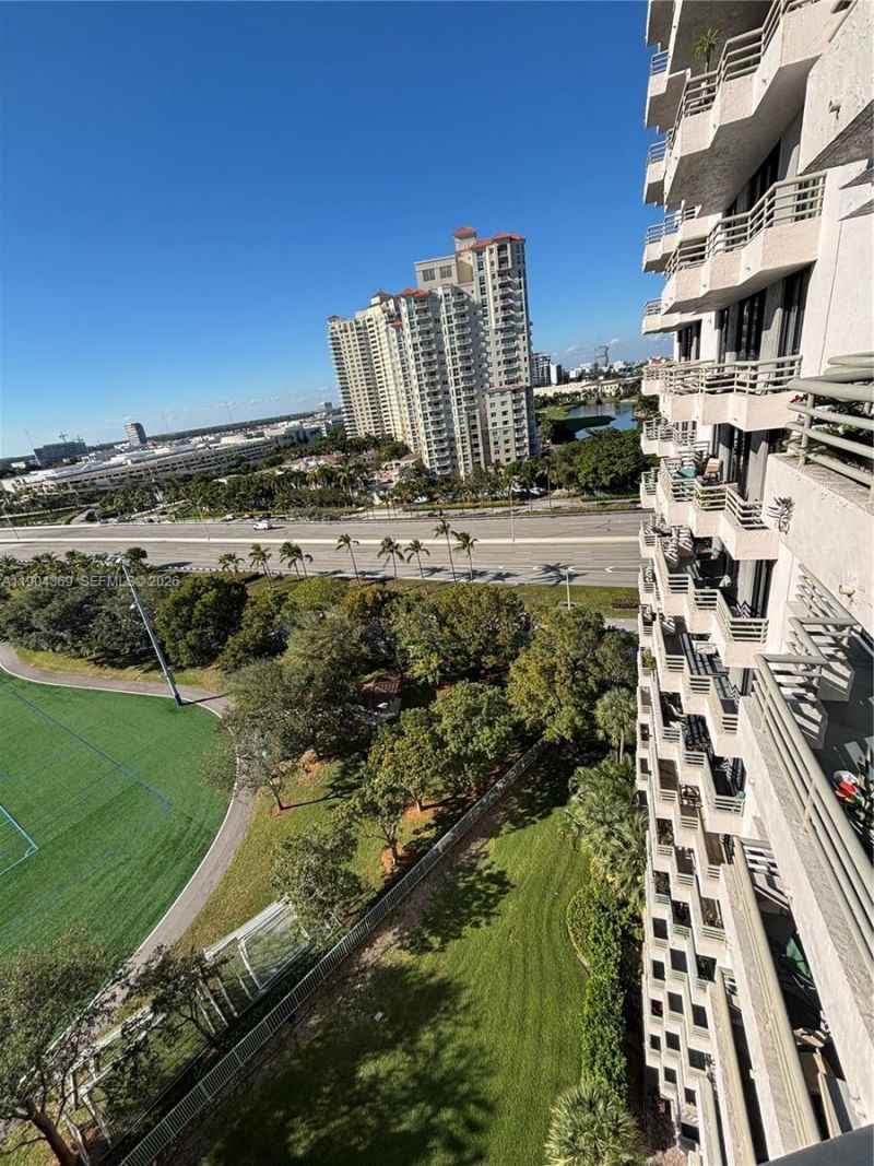 3300 NE 191st St, Unit 1403, Aventura, FL 33180 Photo