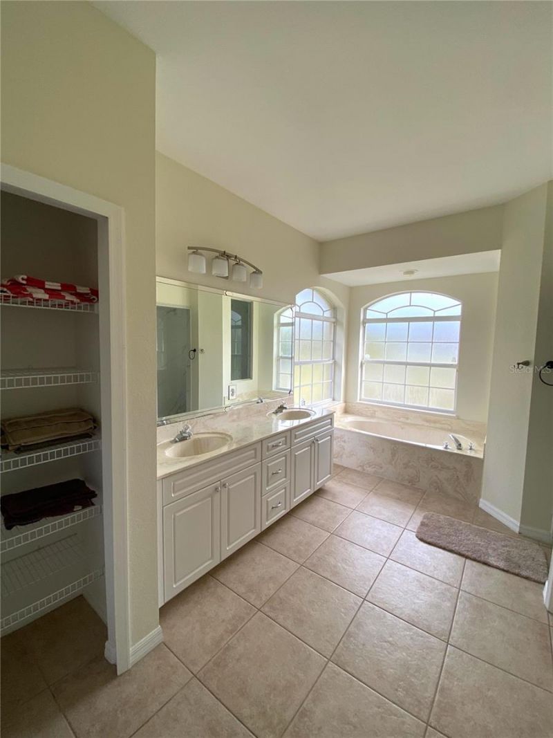 5540 Allamanda Avenue, North Port, FL 34288 Photo