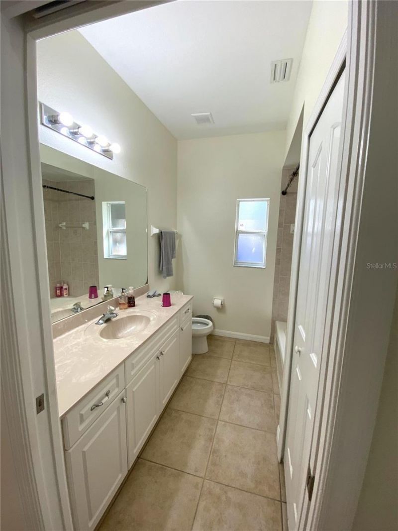 5540 Allamanda Avenue, North Port, FL 34288 Photo