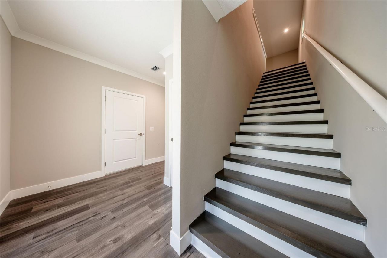 310 Mitnik Drive, Deltona, FL 32738 Photo