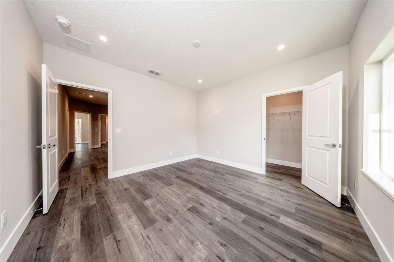 310 Mitnik Drive, Deltona, FL 32738 Photo